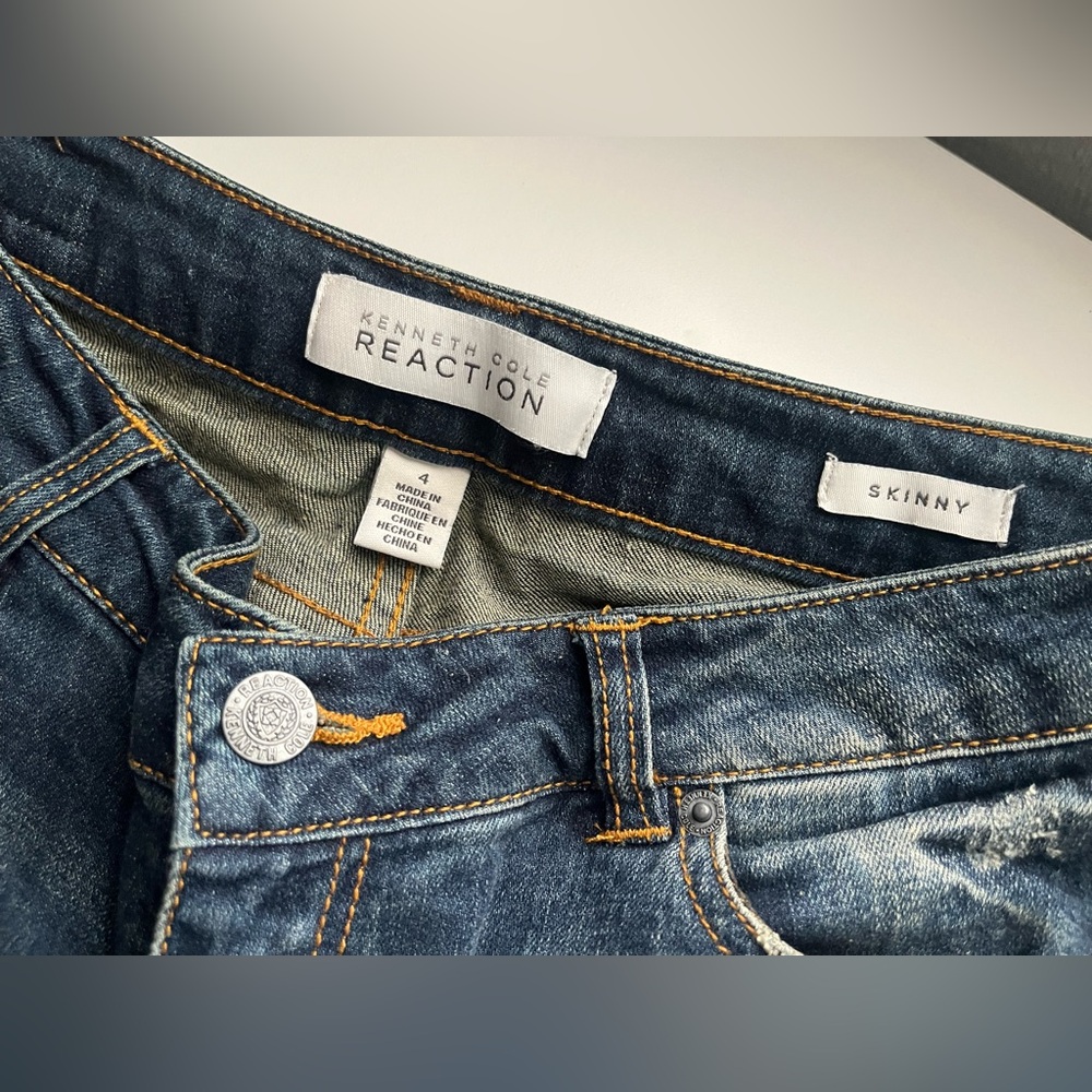Kenneth Cole Reaction deconstructed skinny jeans size 4